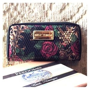Betsey Johnson wallet